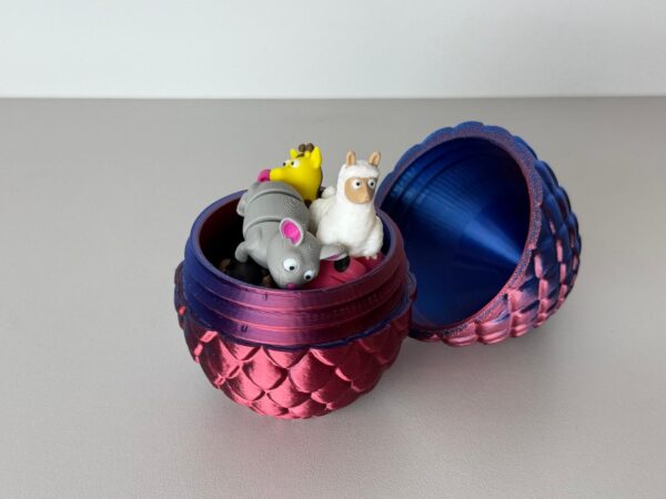 Mystery Egg with 9 mini Animals inside, 25+ Unique and Fun Designs Includes Mystery Egg - Image 5